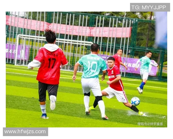 足球明星刘邦的成长历程与职业生涯全景介绍